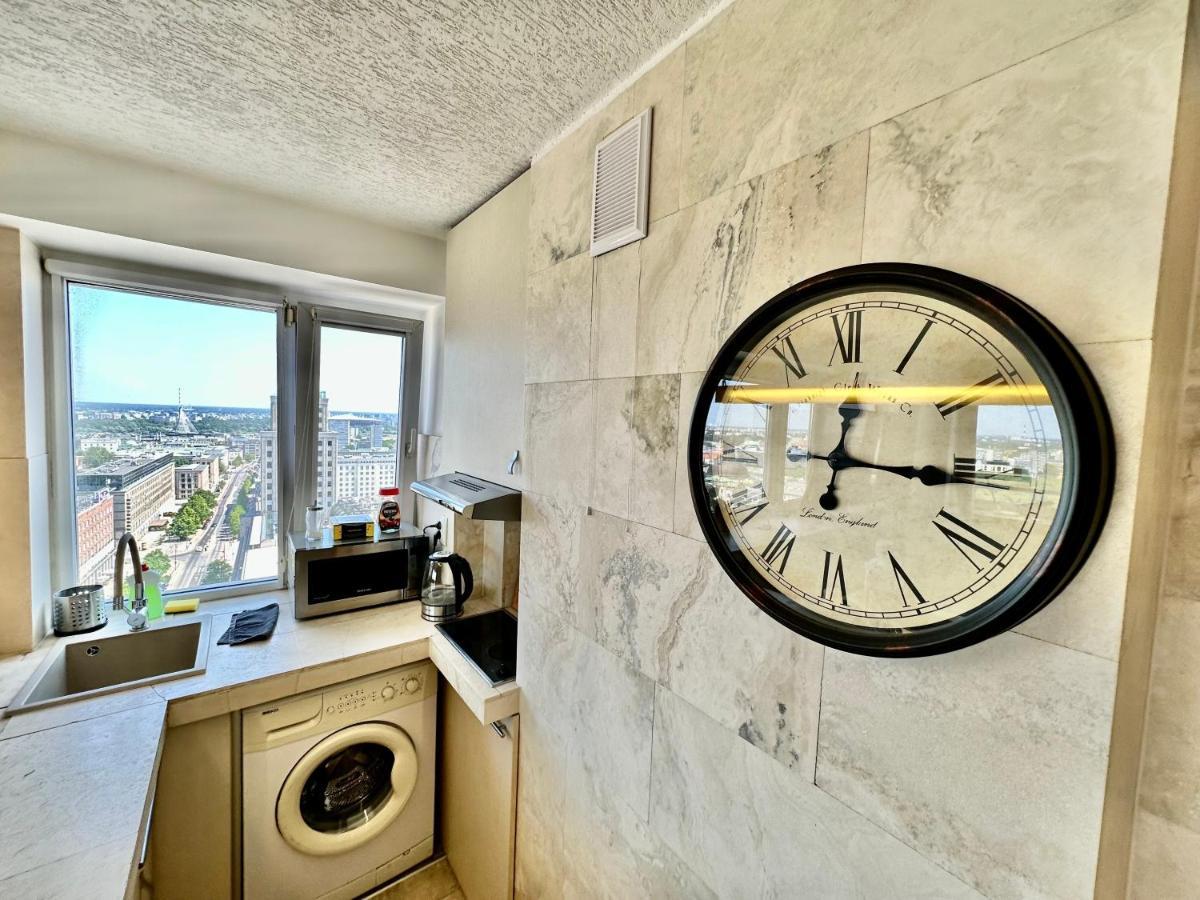 Sun Clima/Ac Metro X2 Fast Wifi 500 Mbs 70'Tv Netflix Appletv Hbo Apartment Warsaw Exterior photo