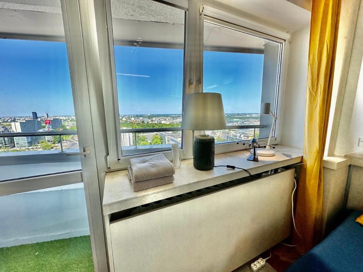 Sun Clima/Ac Metro X2 Fast Wifi 500 Mbs 70'Tv Netflix Appletv Hbo Apartment Warsaw Exterior photo